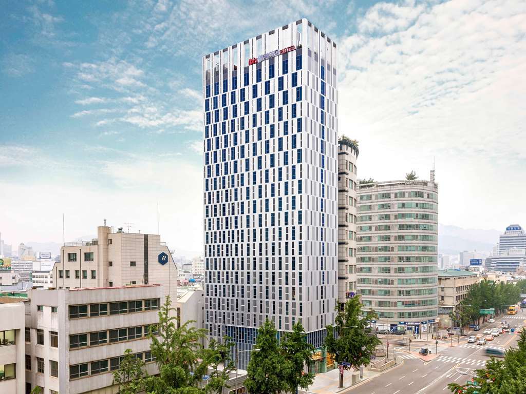 酒店 首尔东大门旅舍 4*